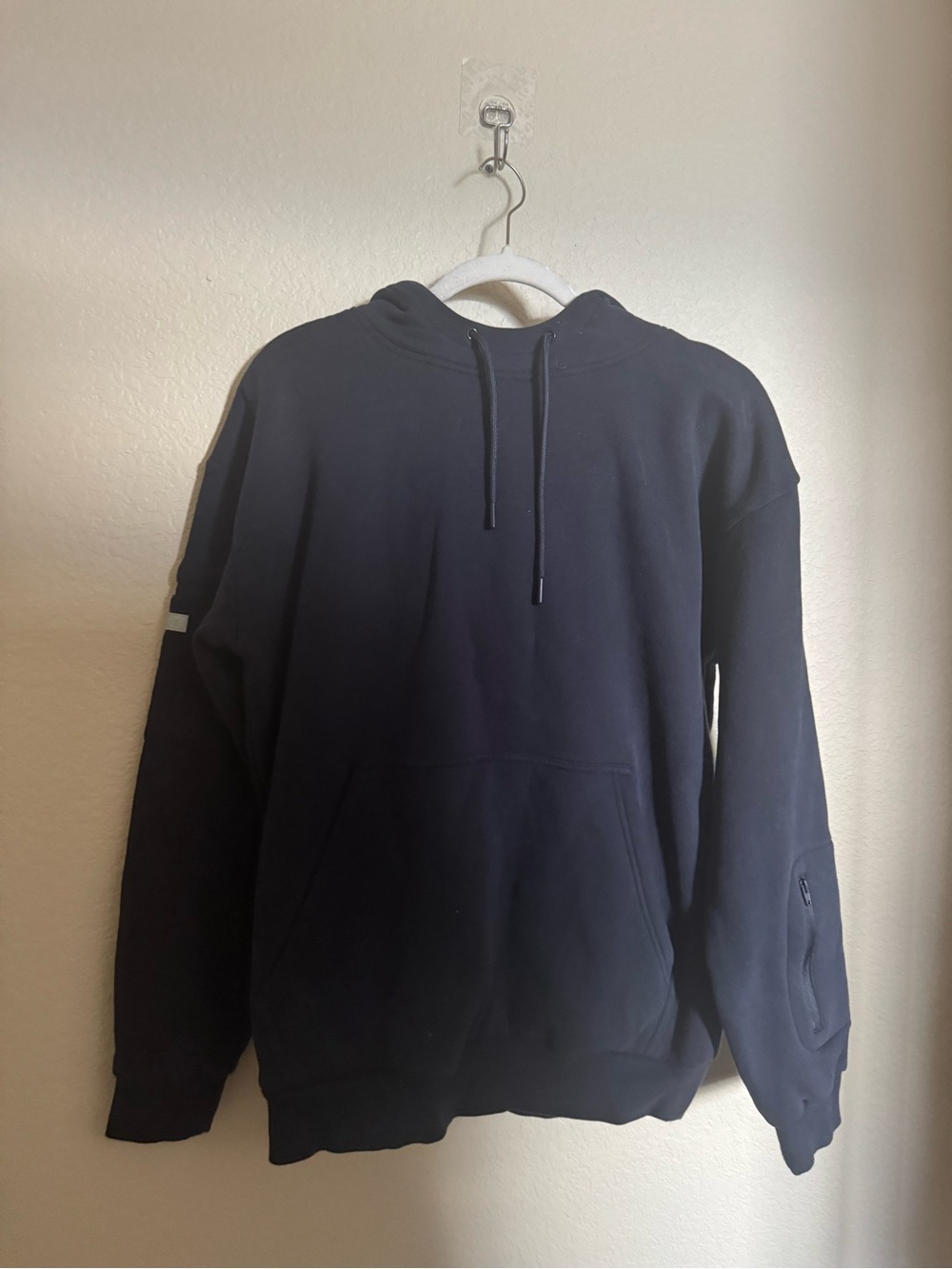 Comfrt Airport Travel Mode Hoodie Sz M Navy Blue Unisex Oversized Unisex